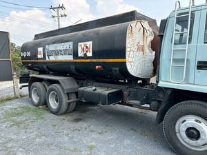 รถน้ำ10 ล้อ  2 เพลา 16,000 ลิตร