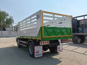 6ล้อดั้มHino Mega  Fg8j 212 แรง ปี 55