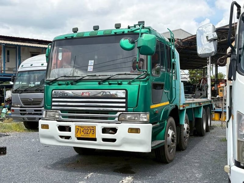 12 ล้อท้ายลาด 2 เพลา HINO Profia ขึ้น 200ได้ 12 ล้อท้ายลาด 2 เพลา HINO Profia ขึ้น 200ได้