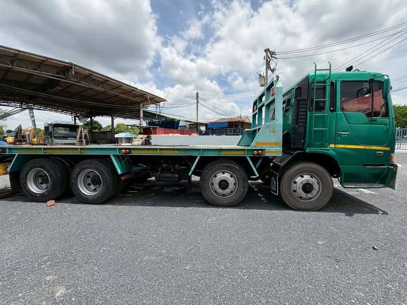 12 ล้อท้ายลาด 2 เพลา HINO Profia ขึ้น 200ได้ 12 ล้อท้ายลาด 2 เพลา HINO Profia ขึ้น 200ได้