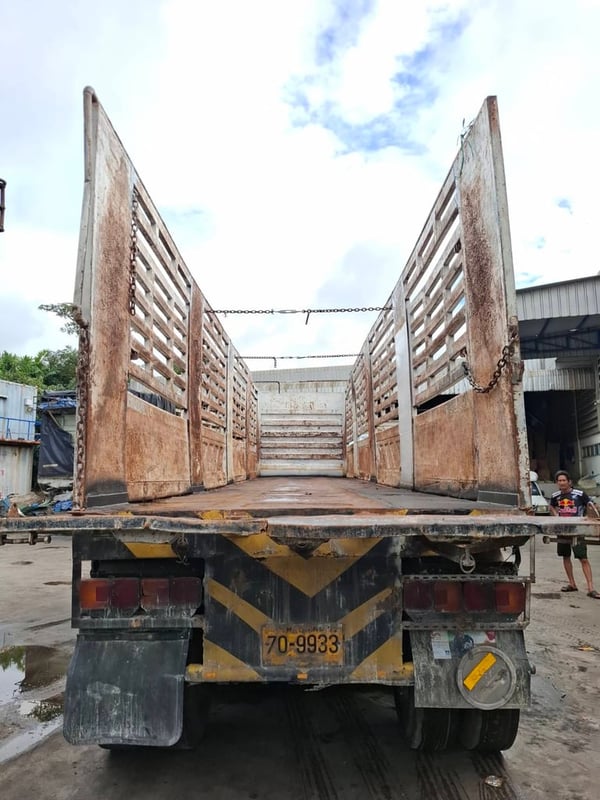 2011 หางเทรลเลอร์ สามมิตรปี54