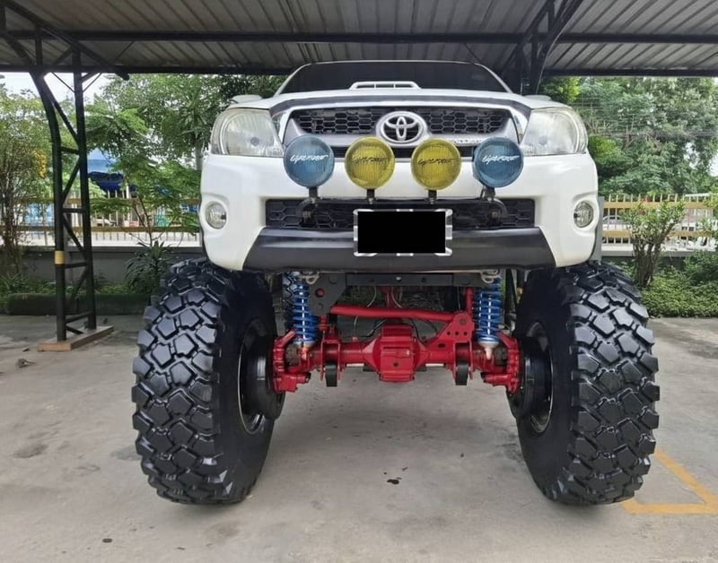 2007 Toyota vigo - big foot 4x4 4wd