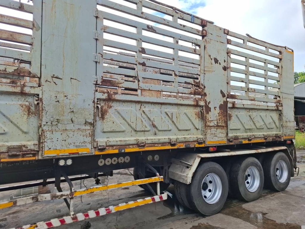 2011 หางเทรลเลอร์ สามมิตรปี54 2011 หางเทรลเลอร์ สามมิตรปี54