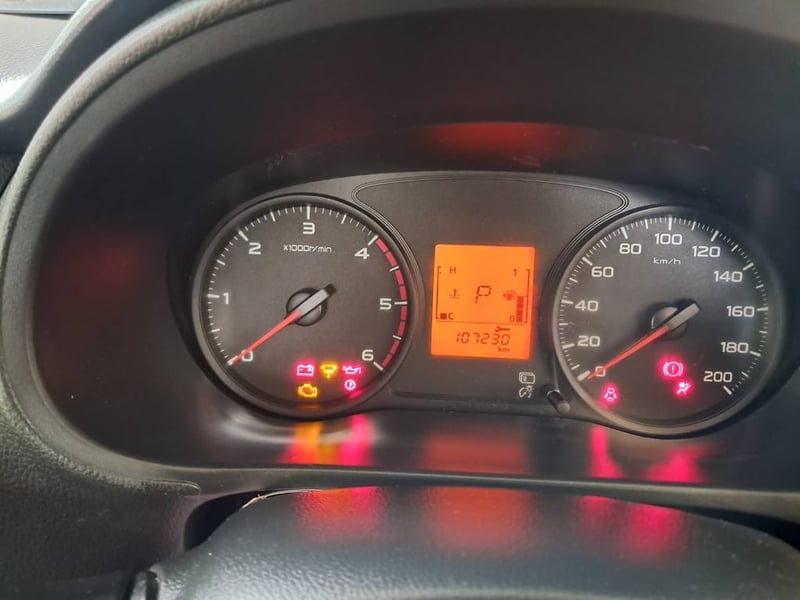 MISUBISHI TRITON ขับเคลื่อน 4 ล้อ รถมือเดียว ใช้งานน้อย 