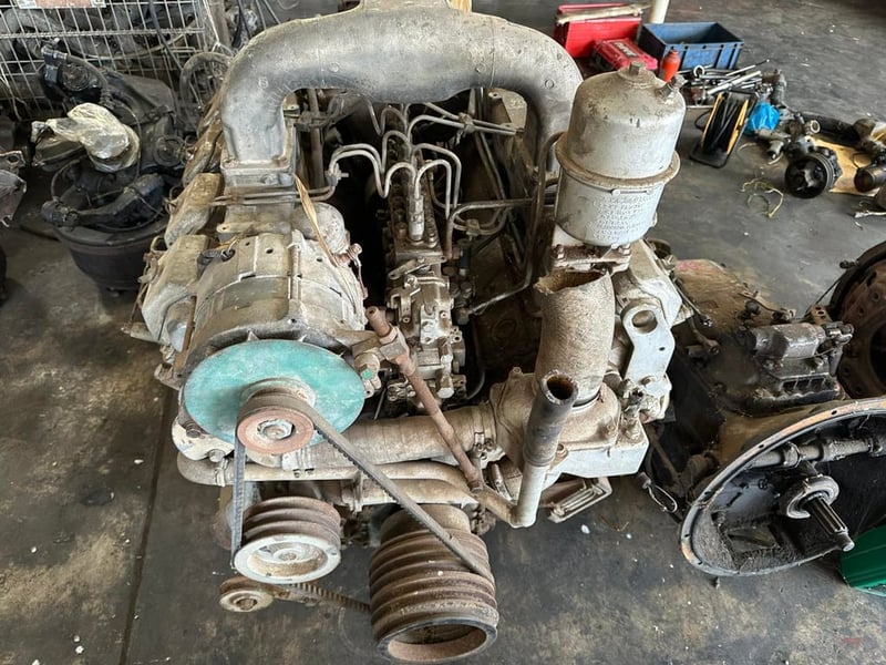 Nissan RD8 320 แรง V8