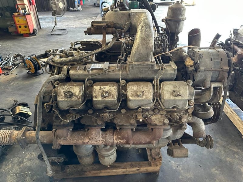 Nissan RD8 320 แรง V8