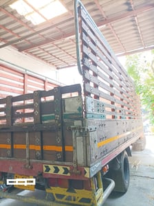 FD3HLA 55034 195แรงม้า รถบรรทุก 6ล้อ กระบะคอกสูง ปี2004 เลขไมล์มากกว่า 800,000 กม.