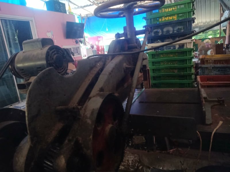 เครื่องตัดกระดาษมือโยก