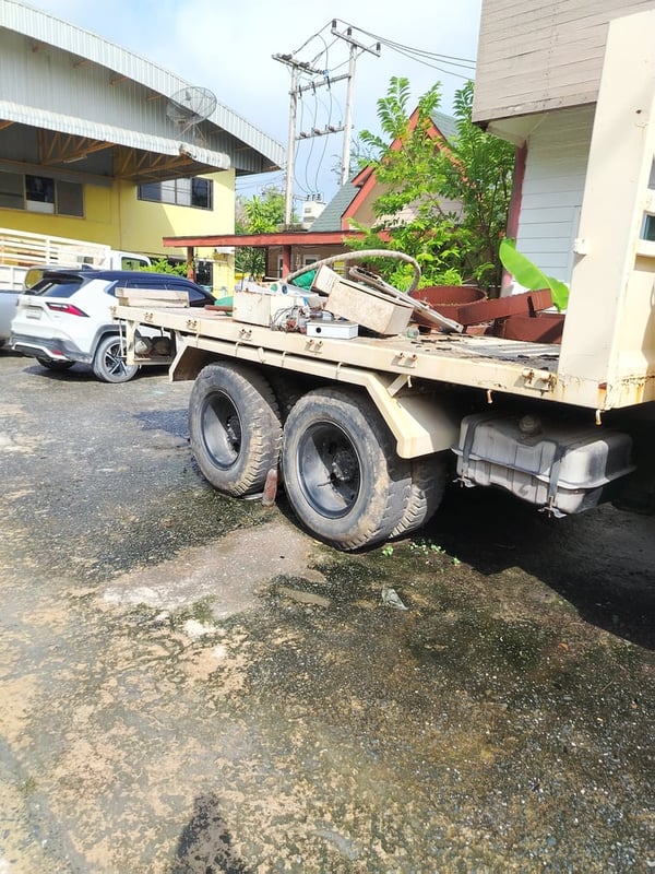 ขายสิบล้อ