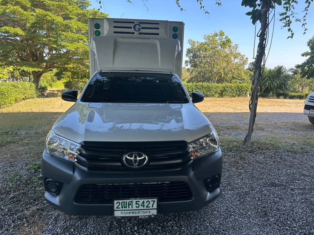 รถกระบะตู้เย็น Toyota Hilux Revo ปี 2019