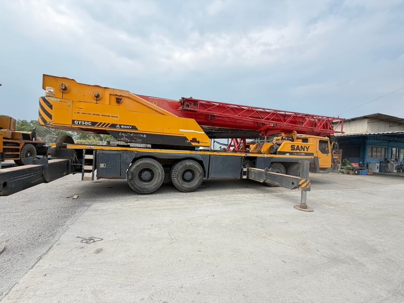 เครน SANY 50 ตัน ชั่วโมงบินเพียง 14,000 ชม มือสองสภาพดีพร้อมใช้งาน มี 2 คัน
