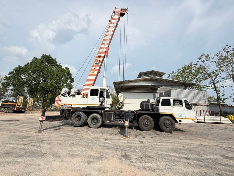 เครน TADANO TG350M1 มือสองสภาพพร้อมใช้งาน เครน TADANO TG350M1 มือสองสภาพพร้อมใช้งาน