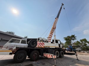 เครน TADANO TG350M1 มือสองสภาพพร้อมใช้งาน เครน TADANO TG350M1 มือสองสภาพพร้อมใช้งาน
