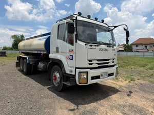 FVZ240 จดปี 2554 รถ 2 เพลา น้ำ 160000 ลิตร FVZ240 จดปี 2554 รถ 2 เพลา น้ำ 160000 ลิตร