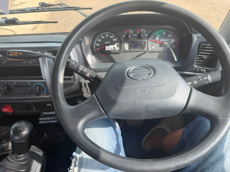 Hino Victor 344 เเรงปี 66 Hino Victor 344 เเรงปี 66