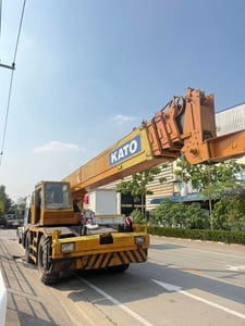 KR-35H-lll เครน 4 ล้อ 35 ตัน ปี 60 KR-35H-lll เครน 4 ล้อ 35 ตัน ปี 60