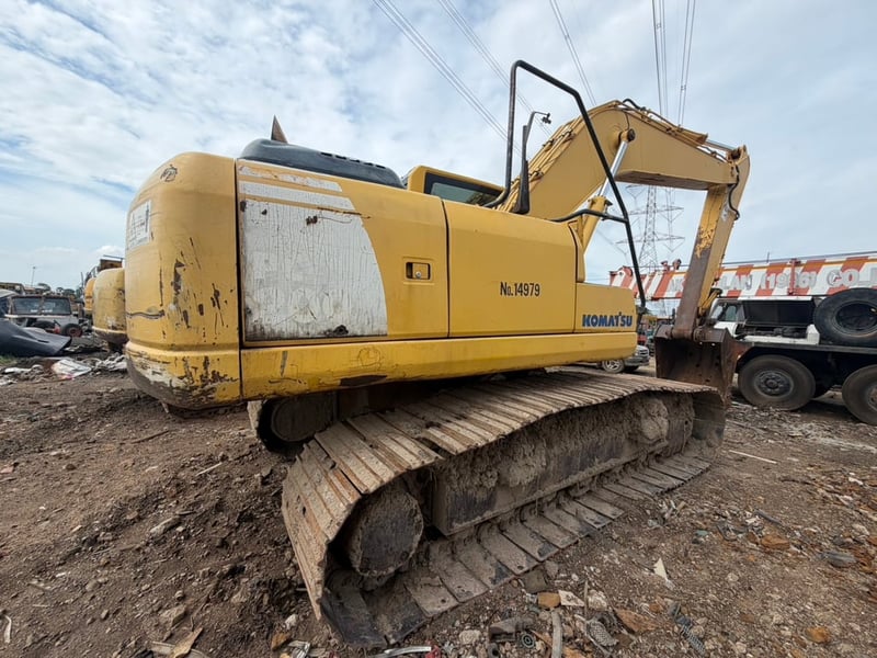 KOMATSU PC200-8 สภาพดี พร้อมใช้งาน KOMATSU PC200-8 สภาพดี พร้อมใช้งาน