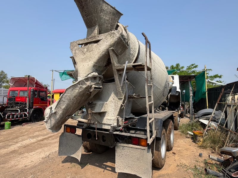 NISSAN UD 430H โม่ปูน 6 คิว สามมิตรมอเตอร์