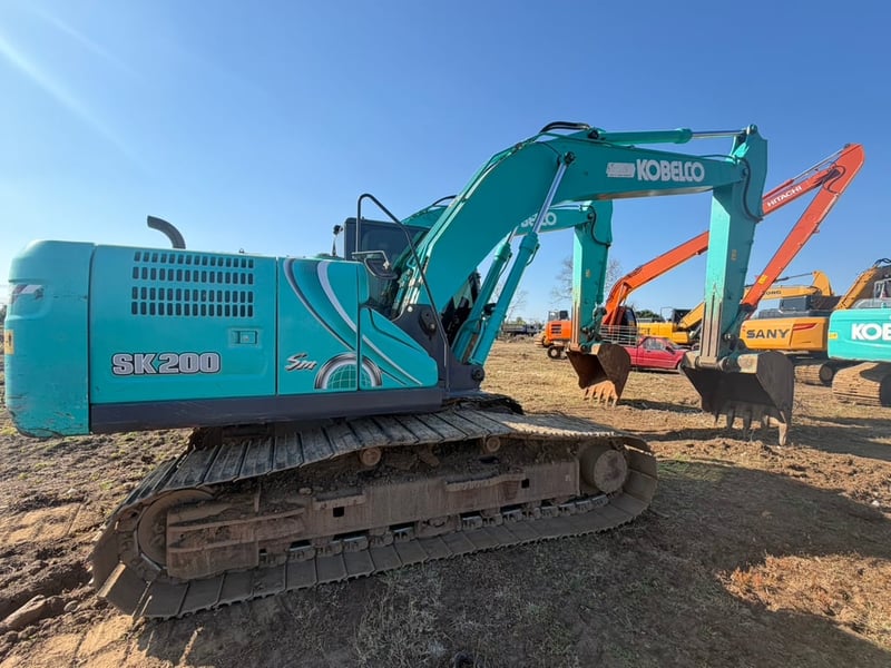 KOBELCO SK200-10 ปี 2565 ชั่วโมงบิน 4000-5000 เหลือ 4 คัน