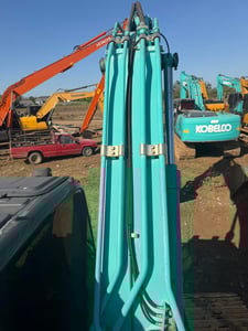 KOBELCO SK200-10 ปี 2565 ชั่วโมงบิน 6000