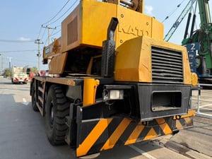 KR-35H-lll เครน 4 ล้อ 35 ตัน ปี 60 KR-35H-lll เครน 4 ล้อ 35 ตัน ปี 60