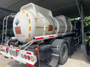 HINO FM 245แรงม้า รถบรรทุก 10ล้อ บรรทุกของเหลว ปี2004