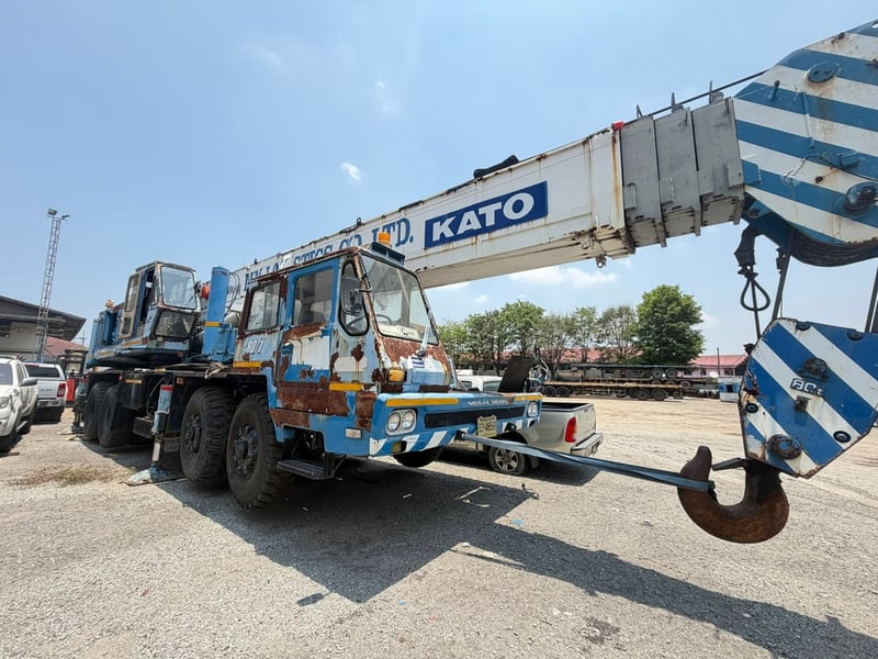 รถเครน KATO 80 ตัน เล่มพร้อมโอน รถเครน KATO 80 ตัน เล่มพร้อมโอน