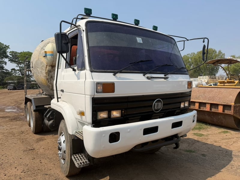 NISSAN UD 430H โม่ปูน 6 คิว สามมิตรมอเตอร์