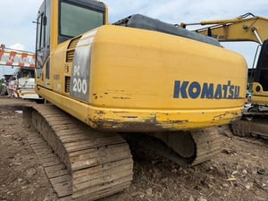 KOMATSU PC200-8 สภาพดี พร้อมใช้งาน KOMATSU PC200-8 สภาพดี พร้อมใช้งาน
