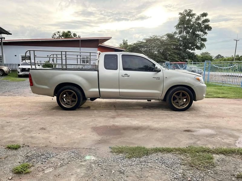 ขายรถกระบะวีโก้ทำขายรถกระบะวีโก้ทำกินราคาไม่แพง