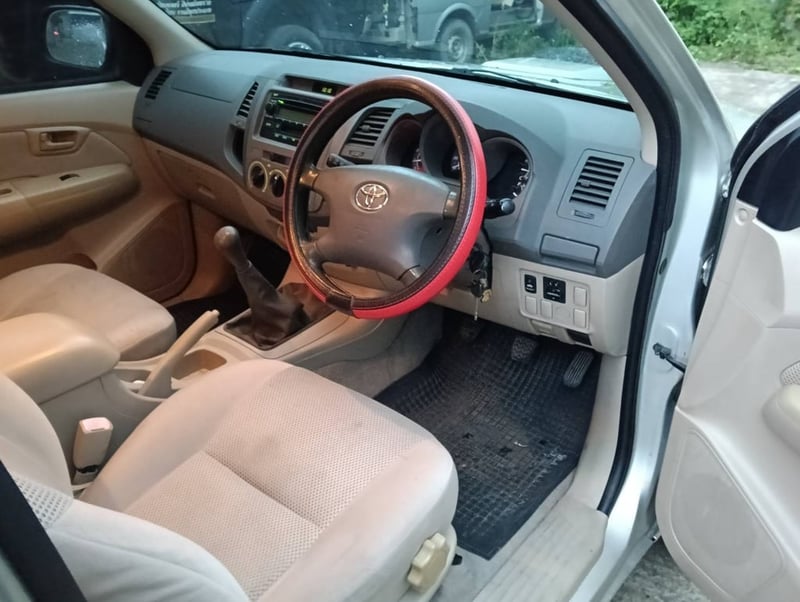 ขายรถกระบะวีโก้ทำขายรถกระบะวีโก้ทำกินราคาไม่แพง