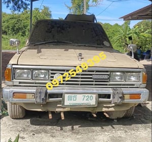 ขายรถโบราณนิสสัน 720