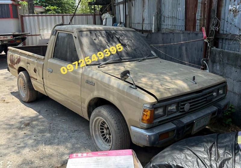 ขายรถโบราณนิสสัน 720
