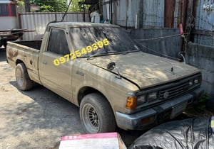 ขายรถโบราณนิสสัน 720