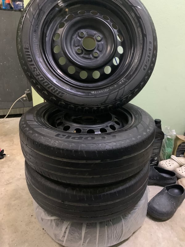 ขายล้อเดิมศูนย์ติดรภ พร้อมยาง ขอบ14