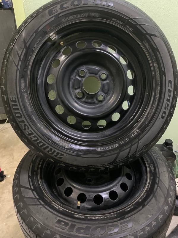 ขายล้อเดิมศูนย์ติดรภ พร้อมยาง ขอบ14