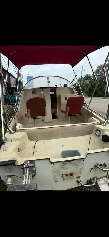 ขายเรือมีเคบิน 15 ฟุตเรือตกปลา