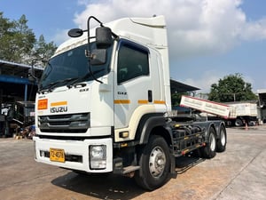 ISUZU GXZ 360แรงม้า รถบรรทุก 10ล้อ หัวลาก เฉพาะหัว ปี2014