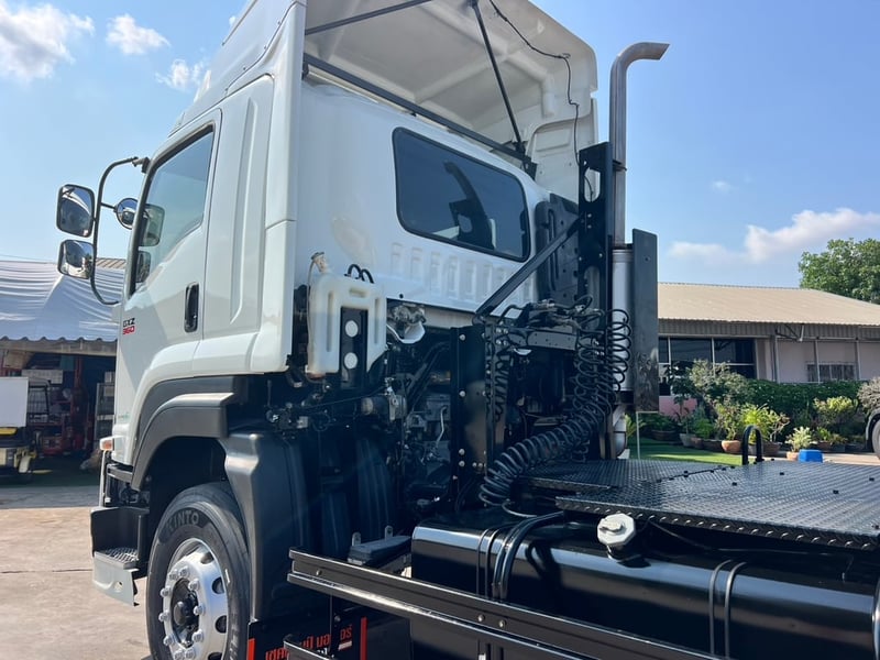 ISUZU FXZ 360แรงม้า รถบรรทุก 10ล้อ หัวลาก เฉพาะหัว ปี2021 เลขไมล์ 276,000 กม.