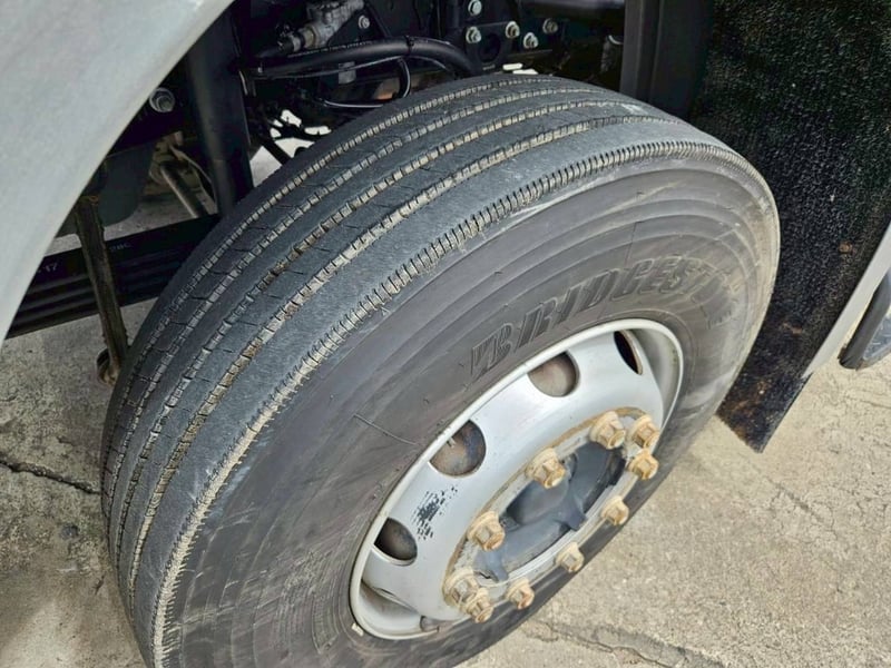 FUSO FZ 280แรงม้า รถบรรทุก 10ล้อ หัวลาก เฉพาะหัว ปี2018 เลขไมล์ 439,000 กม.