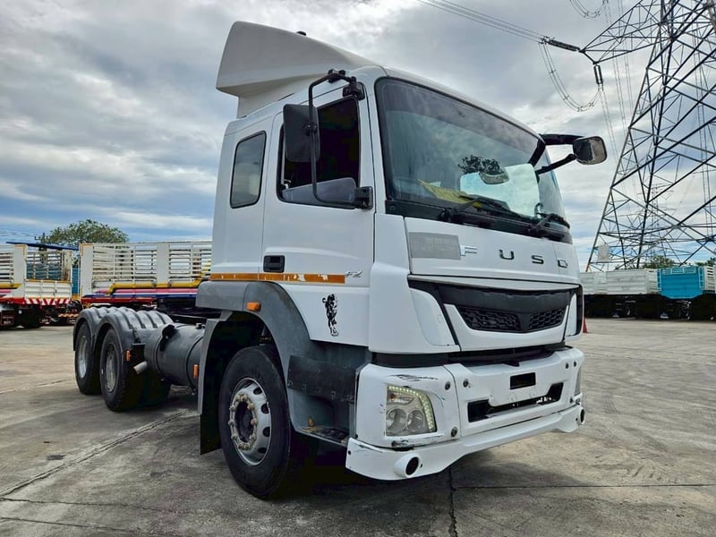 FUSO FZ 280แรงม้า รถบรรทุก 10ล้อ หัวลาก เฉพาะหัว ปี2018 เลขไมล์ 439,000 กม.