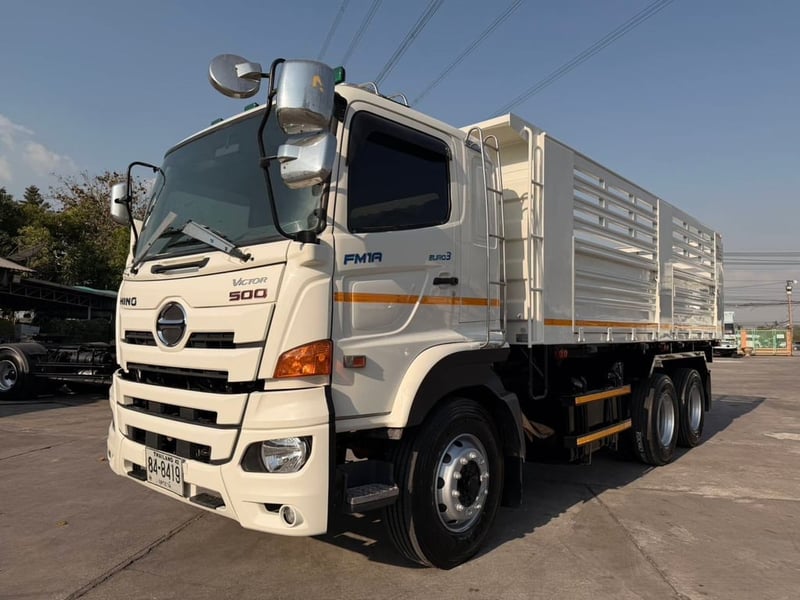 HINO FM 344แรงม้า รถบรรทุก 10ล้อ ดั้มพ์ ปี2023 เลขไมล์ 236,000 กม.