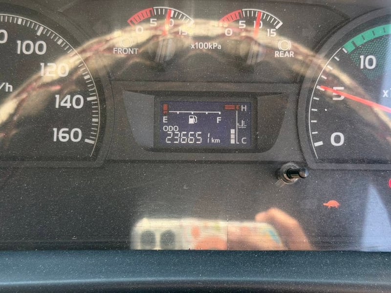 HINO FM 344แรงม้า รถบรรทุก 10ล้อ ดั้มพ์ ปี2023 เลขไมล์ 236,000 กม.