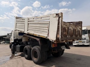 HINO FM 344แรงม้า รถบรรทุก 10ล้อ ดั้มพ์ ปี2018 เลขไมล์ 147,000 กม.