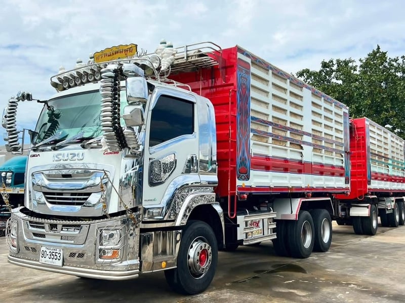 ISUZU FXZ 360แรงม้า รถบรรทุก 10ล้อ พ่วงแม่ลูก ปี2022 เลขไมล์ 136,000 กม.