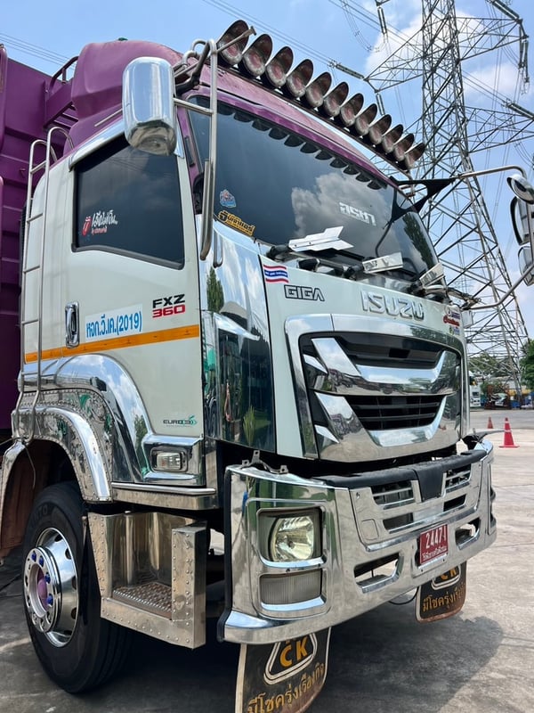 ISUZU FXZ 360แรงม้า รถบรรทุก 10ล้อ ดั้มพ์ เลขไมล์ 188,000 กม.
