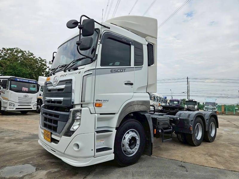 UD CWE 390แรงม้า รถบรรทุก 10ล้อ หัวลาก เฉพาะหัว ปี2023 เลขไมล์ 228,000 กม.