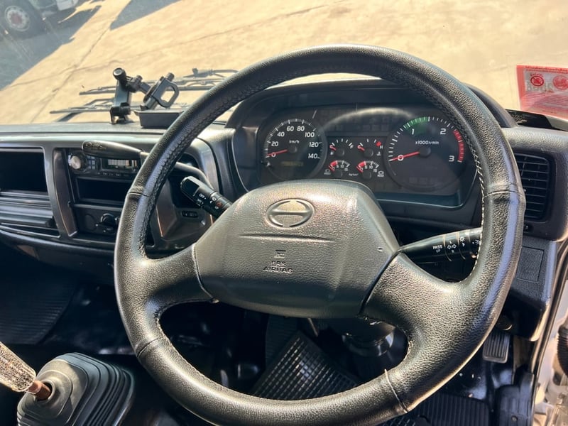 HINO FM 380แรงม้า รถบรรทุก 10ล้อ หัวลาก เฉพาะหัว ปี2012