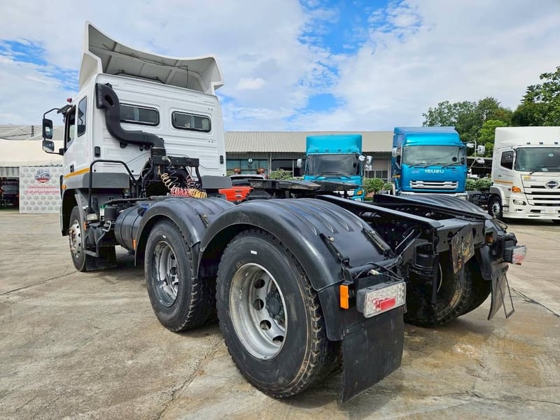 FUSO FZ 280แรงม้า รถบรรทุก 10ล้อ หัวลาก เฉพาะหัว ปี2018 เลขไมล์ 439,000 กม.