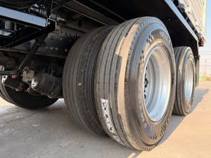 HINO FM 344แรงม้า รถบรรทุก 10ล้อ ดั้มพ์ ปี2023 เลขไมล์ 236,000 กม.